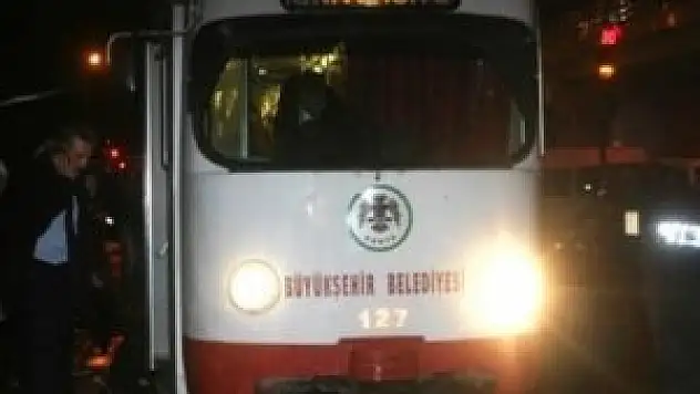 Konya'da tramvayın çarptığı kadın öldü