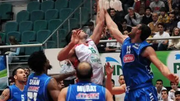 Selçuk Üniversitesi yine yenildi