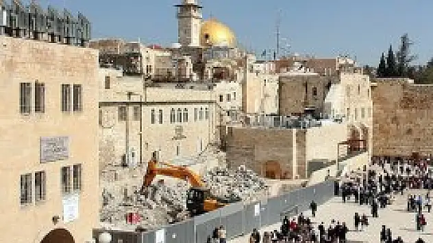 Yıkım Osmanlı eserlerine uzandı