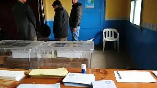 Seçimi 2 saatte bitirdiler