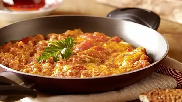 Soğanlı menemen kazandı