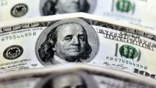 Dolar/TL son 3 ayın en düşüğünü gördü