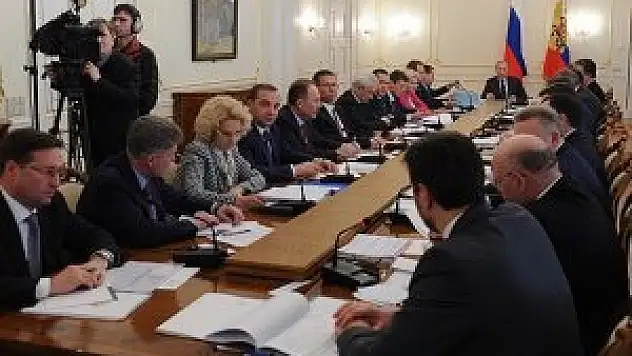 Rusya Kırım'a bakan atadı