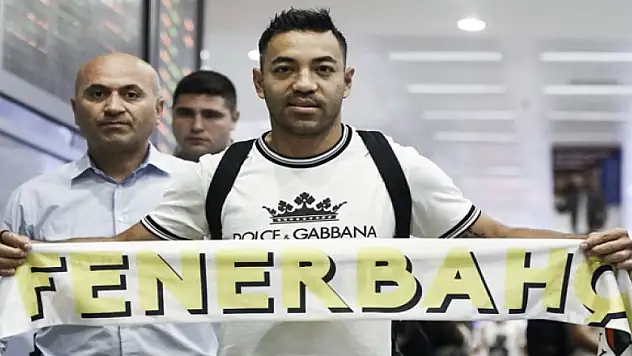 Marco Fabian meğer sakat değilmiş! Transfer o yüzden yatmış