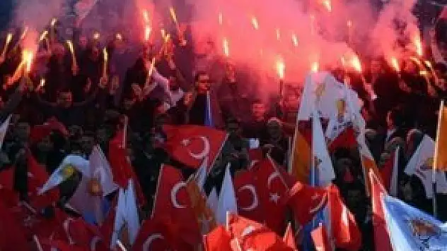 Millet şimdi onlara gülüyor