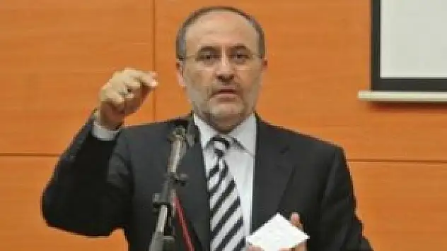 'Ankara'da yenilgiyi hazmedemeyen 'ithal aday', 'seçimde şaibe var' dedikodusu yayarak ortalığı karıştırmaya çalışmaktadır.'