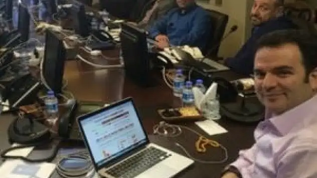 Mansur Yavaş'a fotoğraflı cevap