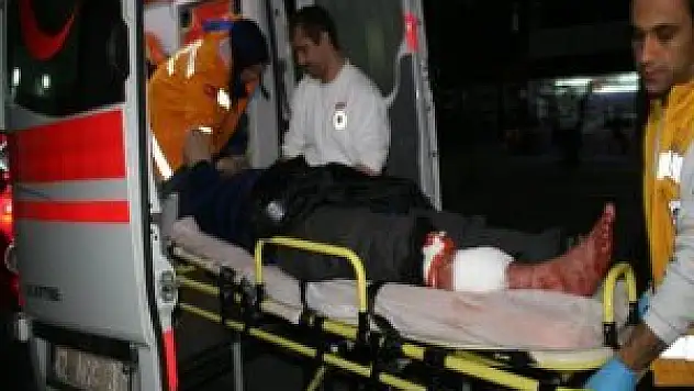 Bıçaklı şaka hastanede bitti