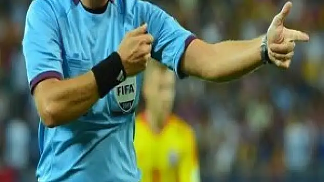 Derbinin hakemi beli oldu