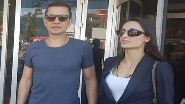 Sıra kavgasında Emre Aşık ve eşini dövdüler!