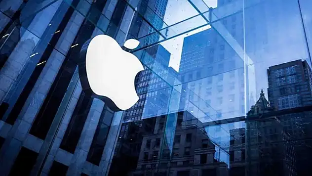 Apple'ın sürücüz aracı ilk kez kaza yaptı