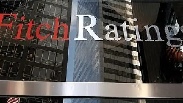 Fitch Türkiye'nin notunu korudu