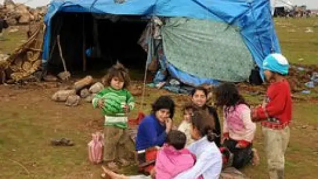 Bu çadırda çocuk olmak zor