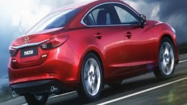 Örümcekler yüzünden 42 bin aracı geri çağırdı