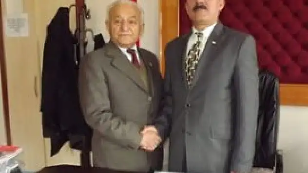 Kızılay Şubesi Onursal Başkanı Tatlı oldu