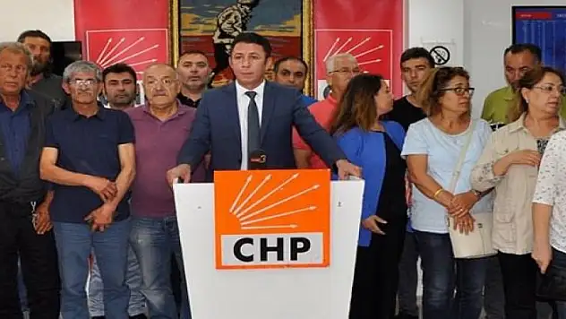 CHP'de istifa depremi! Yönetime ateş püskürdüler