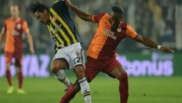 Galatasaray ve Fenerbahçe düşüşte