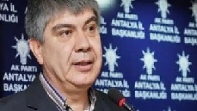 Menderes Türel mazbatasını aldı