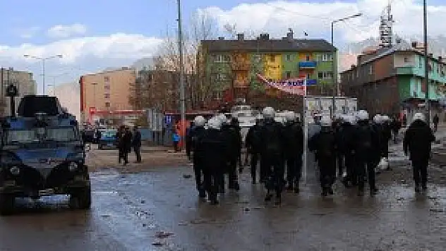 Doğubayazıt'taki olaylarda 17 gözaltı