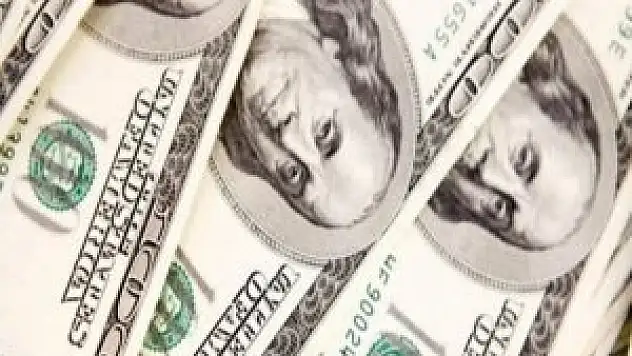 Dolar düşüşe devam ediyor