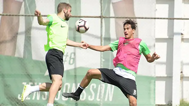 Konyaspor'da milliler dönmeye başladı