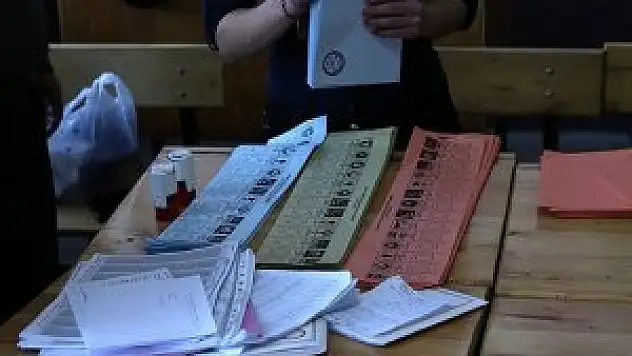 Niğde'nin Bağlama beldesinde seçimler iptal edildi