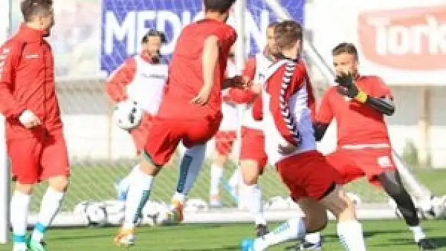 Bakkal: 'En azından iki galibiyet daha almamız gerekiyor. Bunun bilincindeyiz'