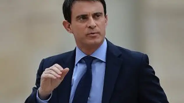 Fransa'da Valls hükümeti güvenoyu aldı