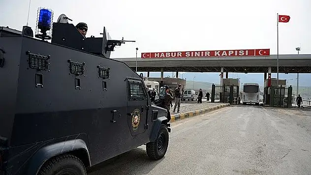 Şırnak'ta 8 terörist teslim oldu