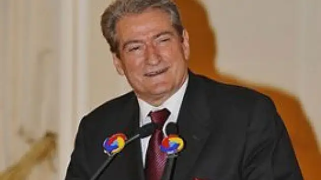 Arnavutluk paşanın kesik başını istedi