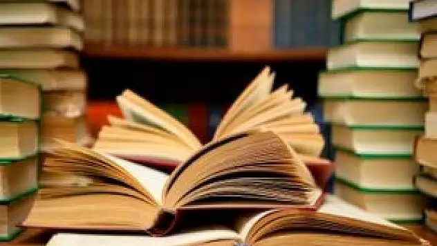 Beyşehir'de 'Her koltuğa bir kitap' kampanyası