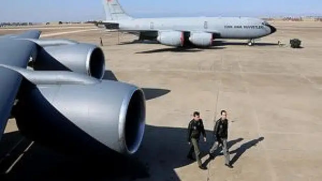 Türkiye'den Ukrayna için NATO'ya tanker uçak taahhüdü