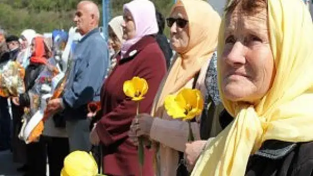 Srebrenitsalı kurbanlar anıldı