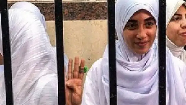 Hamileler doğumdan sonra asılacak