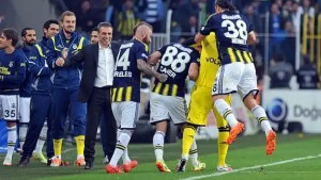 Fenerbahçe Antalyaspor'u 4-1 mağlup etti