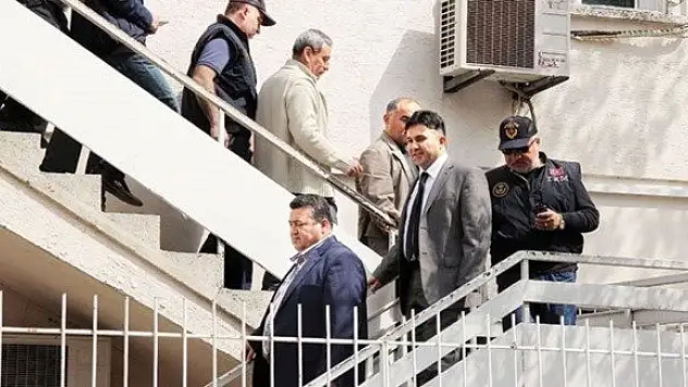 Yasa dışı dinleme yapan polisler serbest