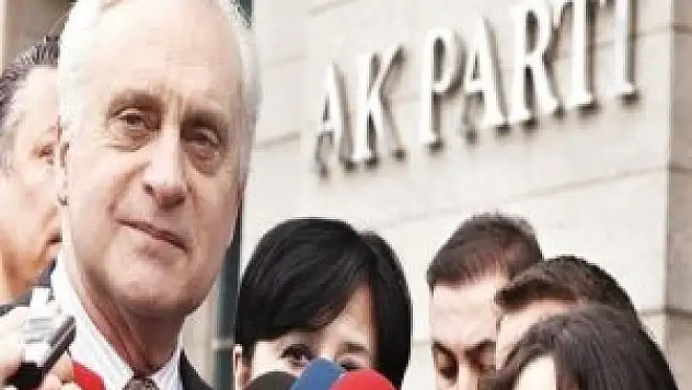 Büyükelçiden hükümete 30 Mart tebriği