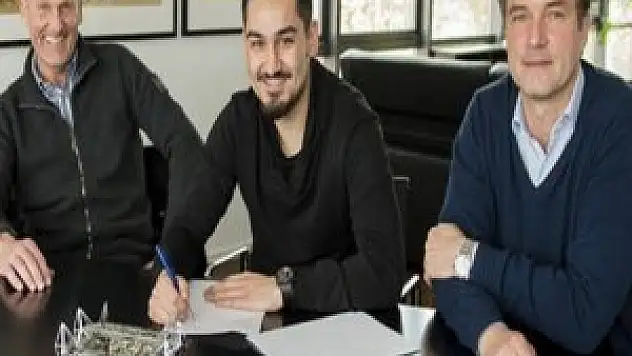 İlkay Gündoğan 2016'ya kadar uzattı