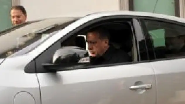 İlk elektrikli otonun şarjı bitti