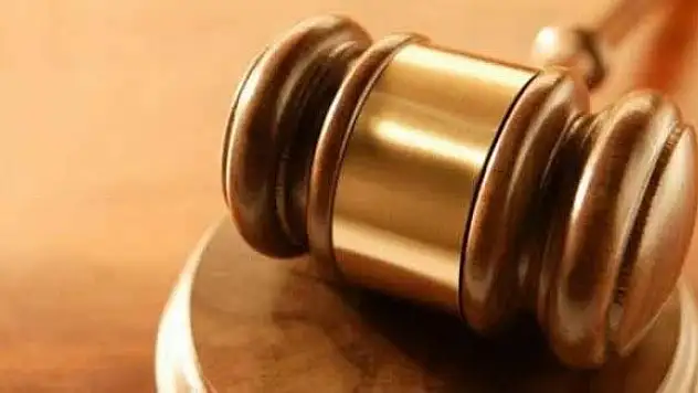 Her nöbeti ayrı bir skandal