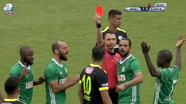 Konyaspor yönetimi, Jahovic'e en az 100 bin lira para cezası verecek!