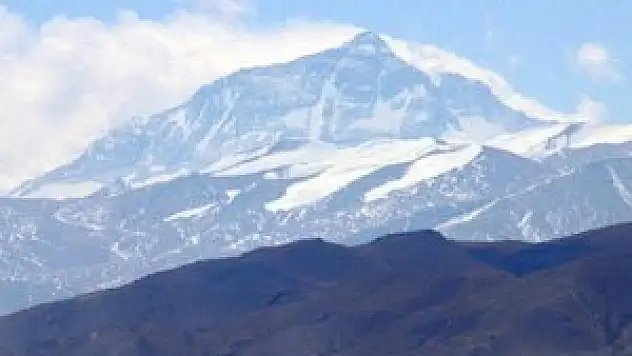 Everest tırmanışında facia