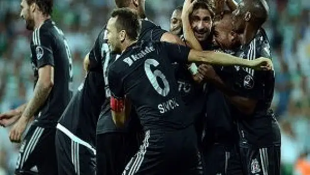 Beşiktaş ilk derbi galibiyeti peşinde