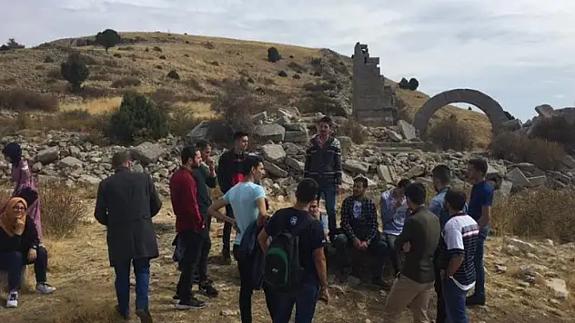 Bozkır Gençliğinden anlamlı etkinlik