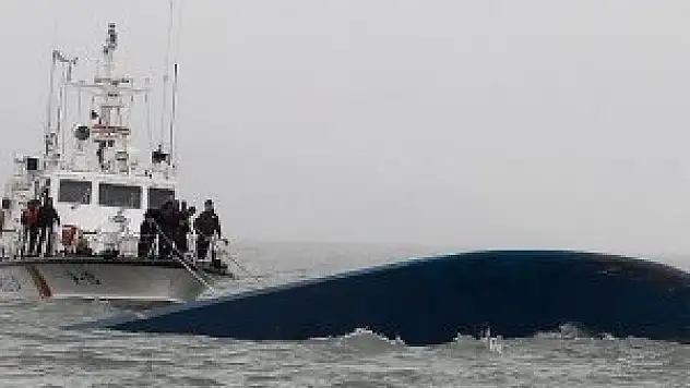 Batan feribotta ölü sayısı 32'ye çıktı