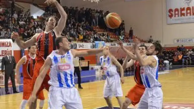 Torku Konya Selçuk Üniversitesi: 98 - Aykon TED Ankara Kolejliler: 75