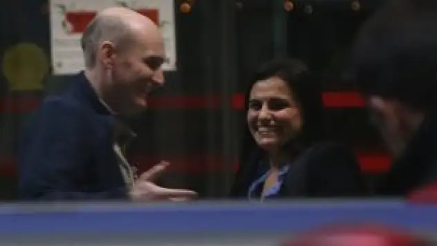 Suriye'de kaçırılan 4 Fransız gazeteci ülkelerine gitti