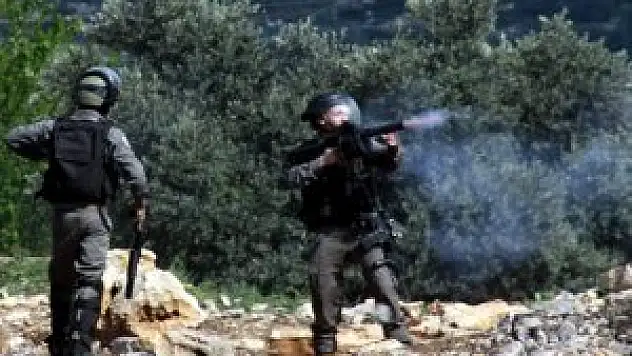 İsrail askerlerinden Filistinlilere müdahale