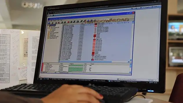 Her 5 internet kullanıcısından biri 'bağımlı'