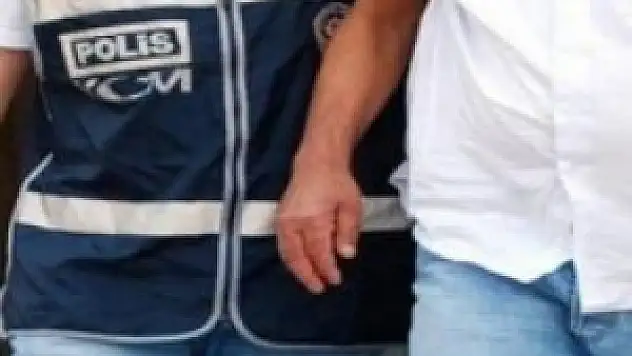 Suriye uyruklu 3 şüpheli, Akçakale'de gözaltına alındı